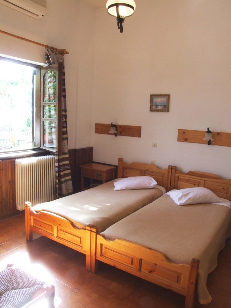 Christofer'S Rooms Загора Екстериор снимка