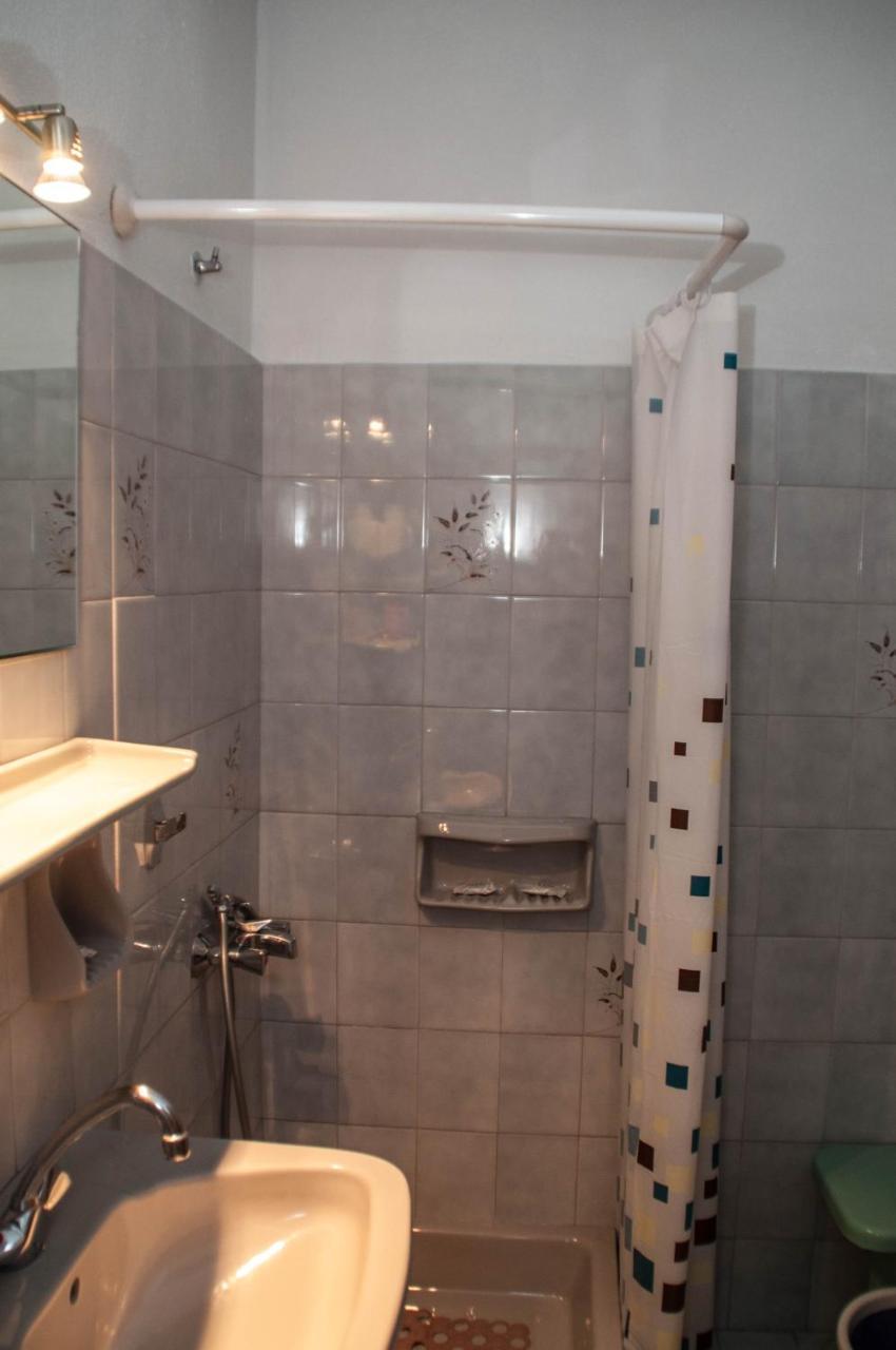 Christofer'S Rooms Загора Екстериор снимка